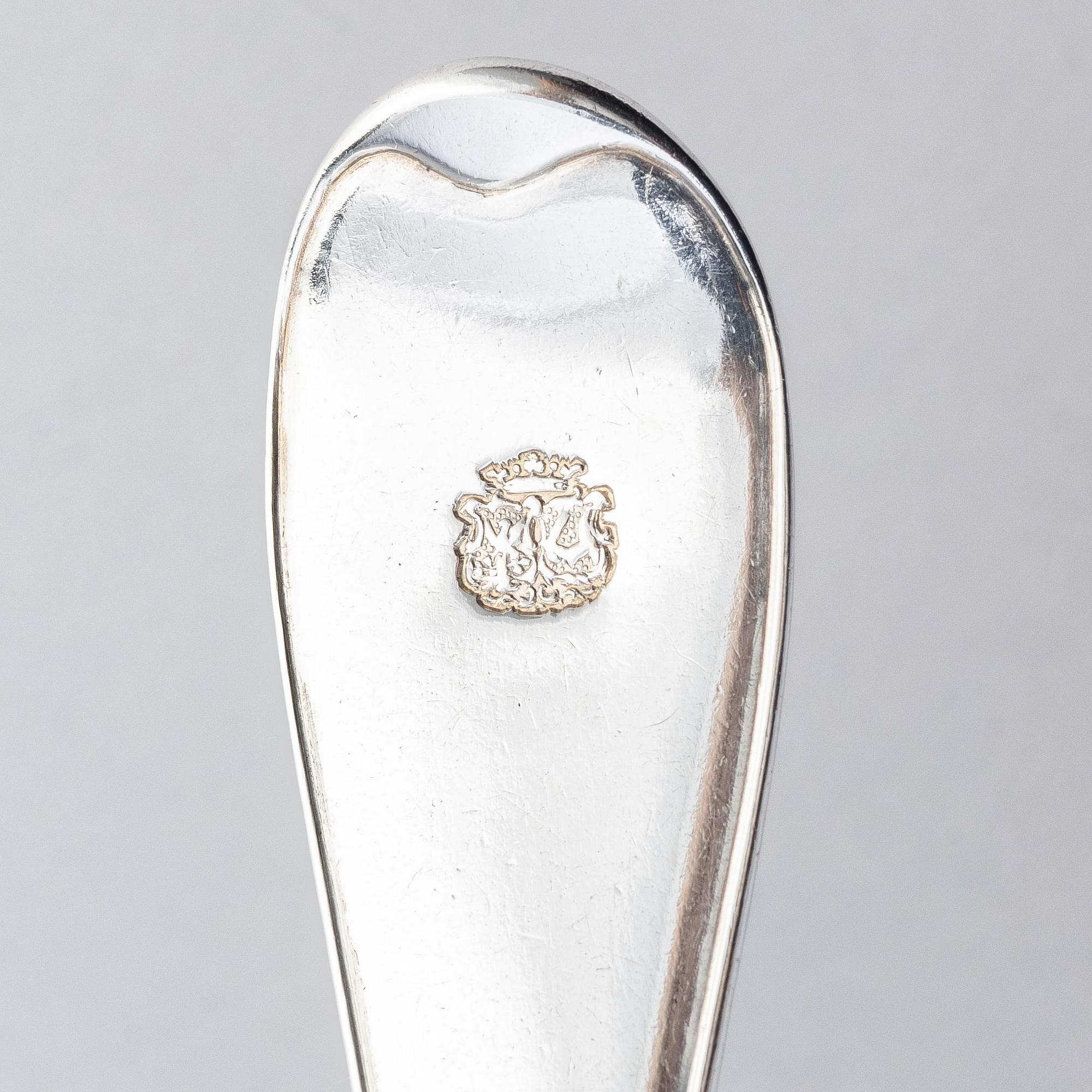 Twelve Swedish 18th century silver spoons, marks of Pehr Zethelius, Stockholm 1794.