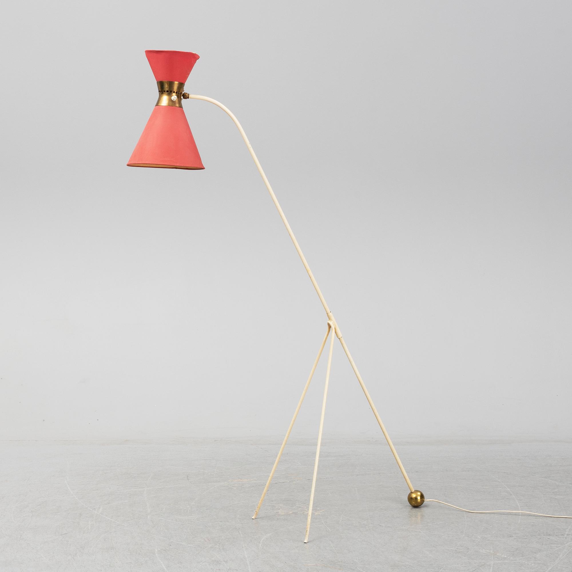 A mid 20th century floor light.