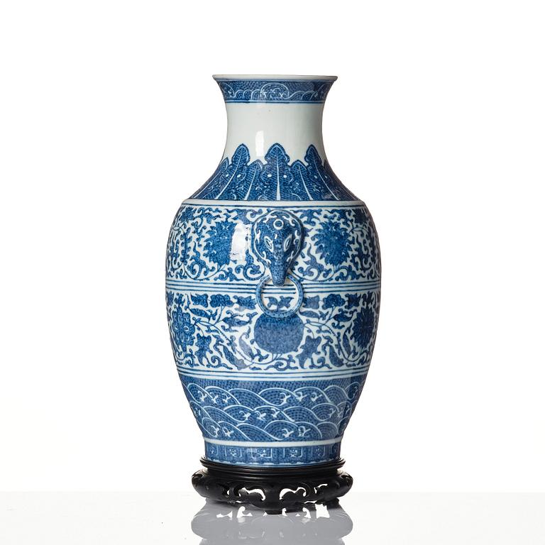 A blue and white vase, with Qianlong mark.