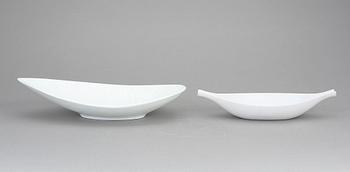 FAT, två st, "Pungo" samt "Reptil", Stig Lindberg, Gustavsberg. I produktion 1953-64 och 1953-63.