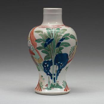 VAS, porslin, Qingdynastin, Kangxi (1662-1722).