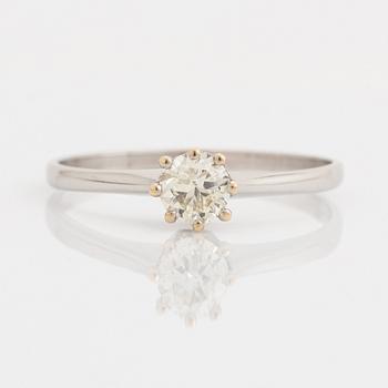 Brilliant cut diamond ring.