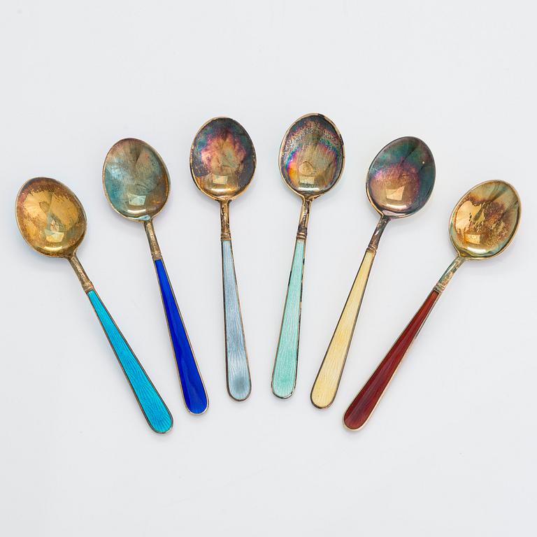 Tillander, a set of six enamelled gilt silver spoons, Helsinki 1968.