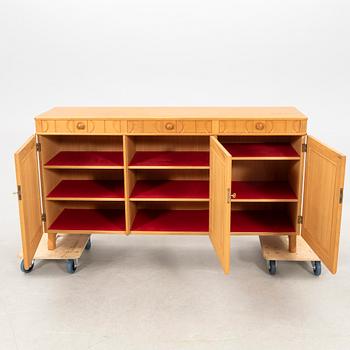 Carl Malmsten, sideboard "Calmare nyckel", 1900-talets andra hälft.