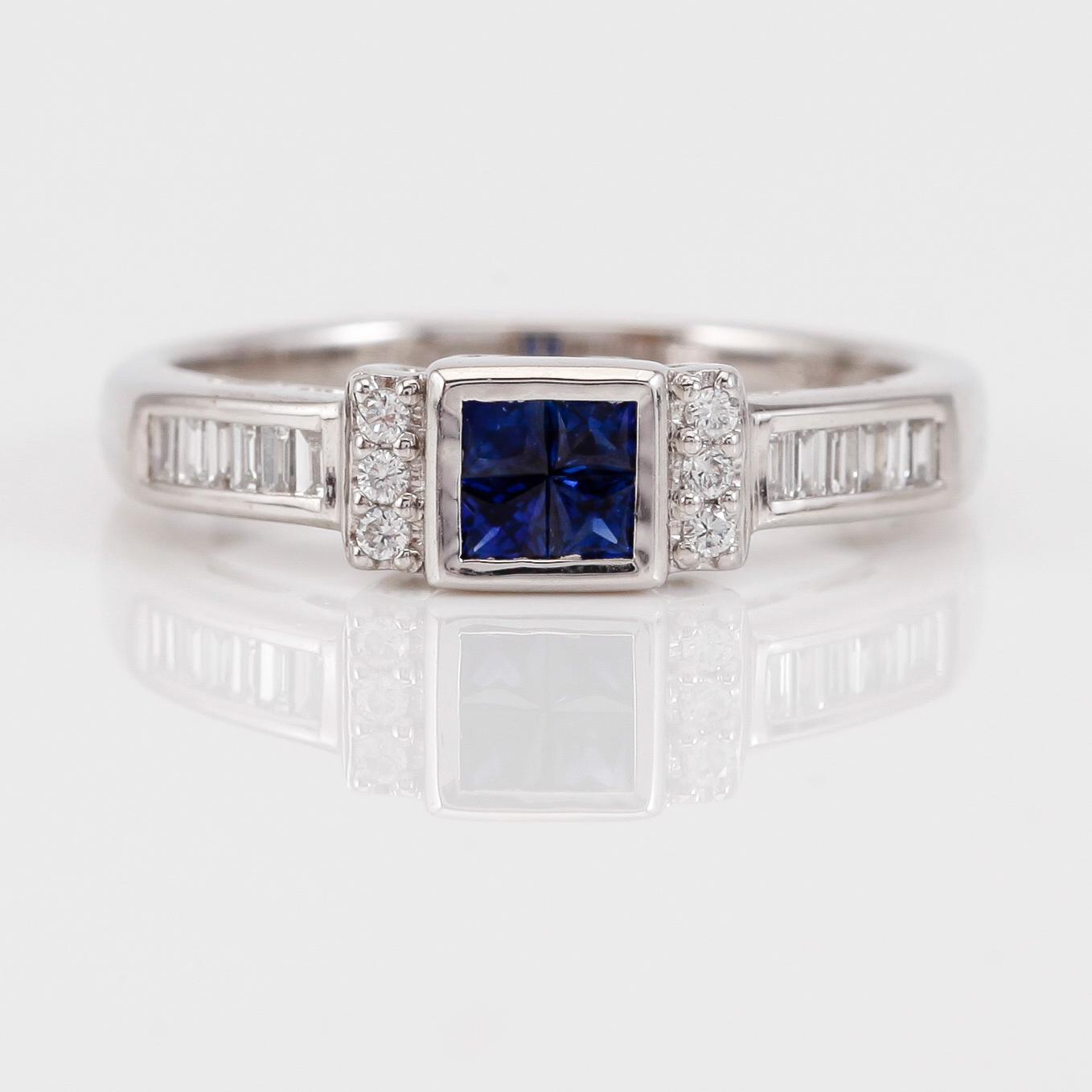 RING, 14K vitguld, safirer och diamanter.