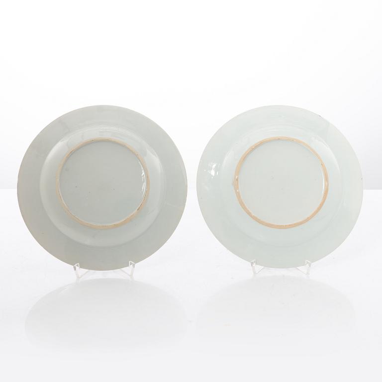 Tallrikar, ett par, exportporslin efter Meissenmodell, Kina, Qianlong (1736-95).