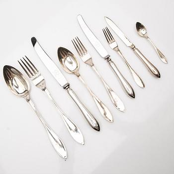 Silverbestick, 108 delar, "Svensk Spetsig", Axel Larsson, Helsingborg, 1900-talets första hälft.