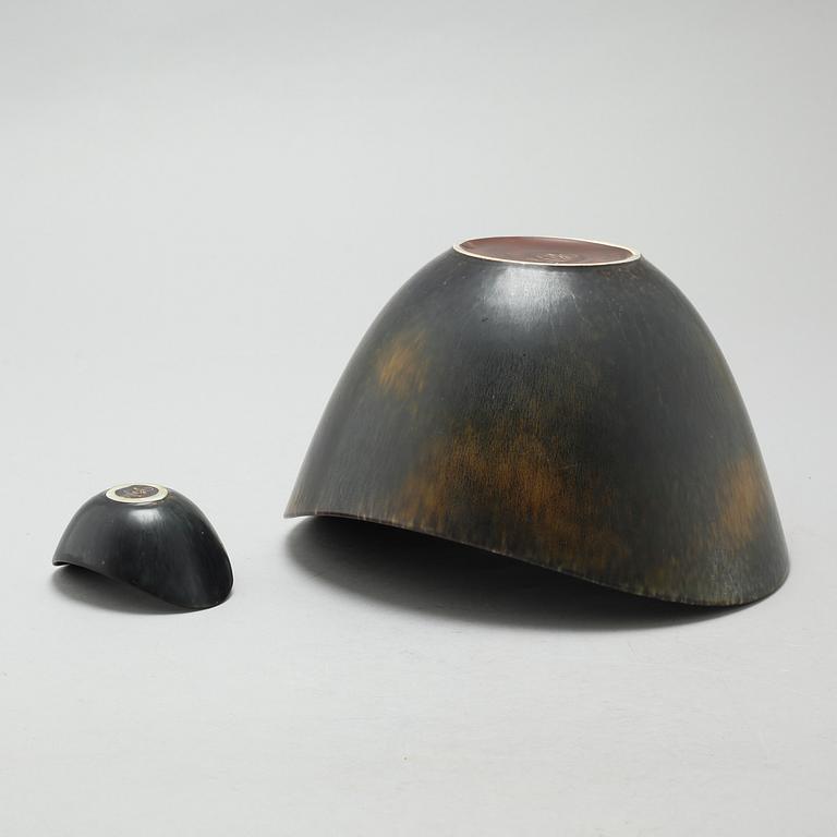 Two 1950s bowls, models "ARO" & "AXK", designed by Gunnar Nylund for Rörstrand.