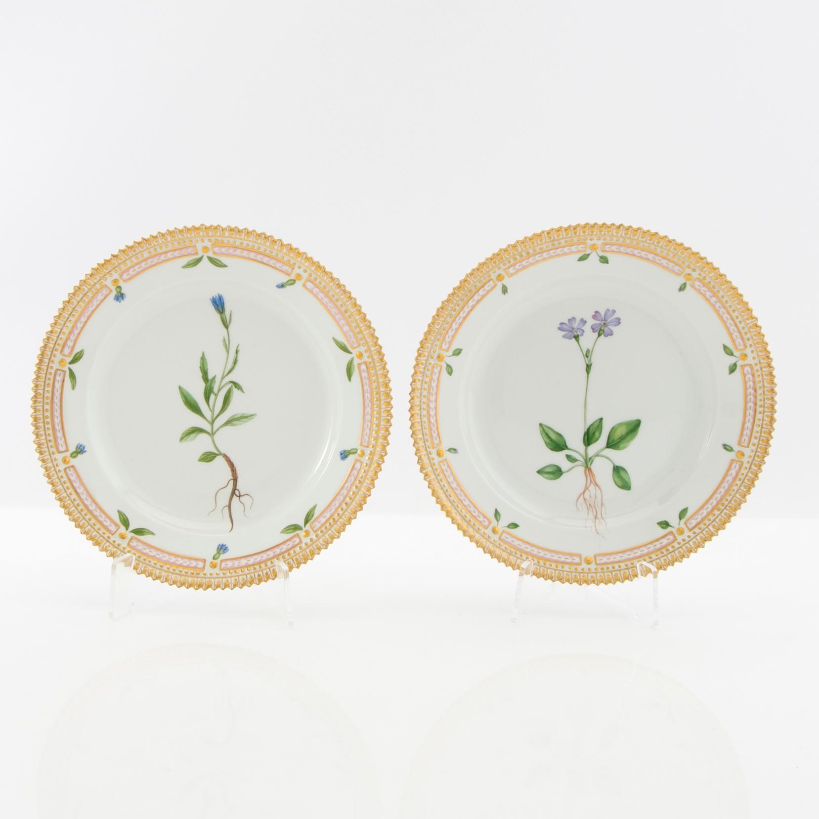 Plates 2 pcs "Flora Danica" Royal Copenhagen Denmark 1962-1963 porcelain.