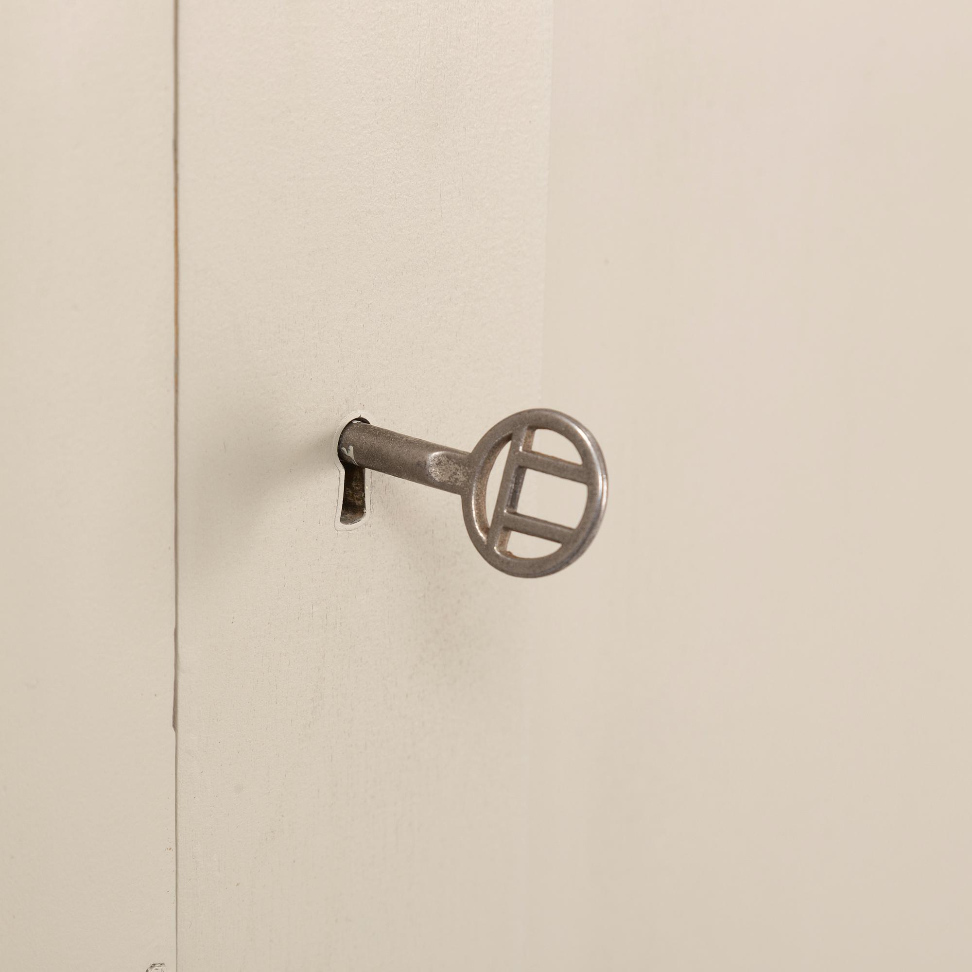 Klädskåp, tidigt 1900-tal.