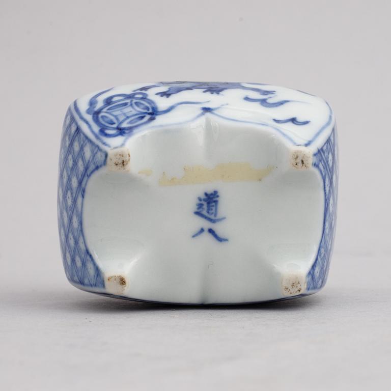 A group of Chinese blue and white porcelain, Qing dynasty 18th century,