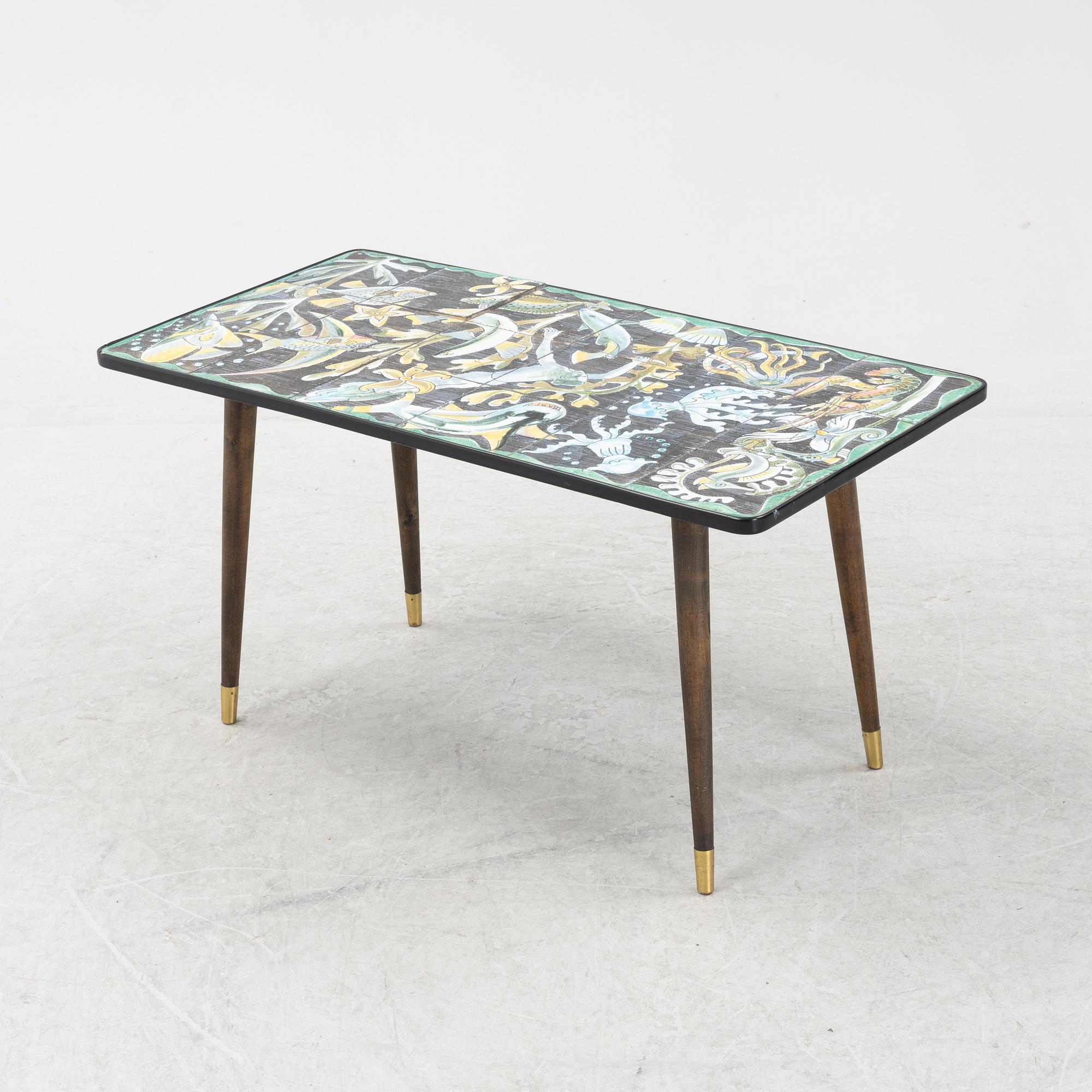 Soffbord, troligvis Tilgmans keramik, signerad Marian, daterad 1961.