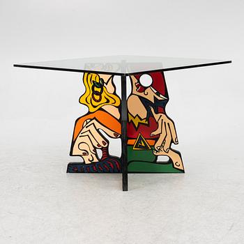 Frédéric Iriarte, a coffee table.