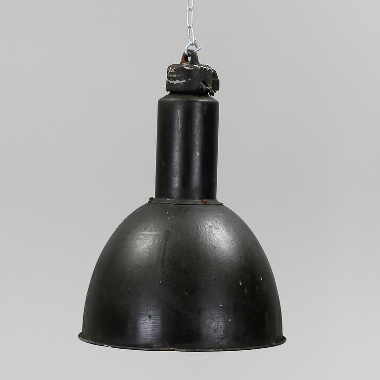 TAKLAMPA, industri, 1900-tal.