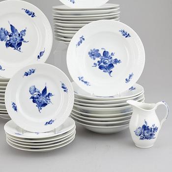 An 42 piece Royal Copenhagen dinner set model 'Blå Blomst'.