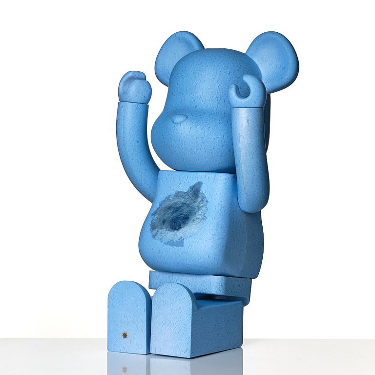 "1000% Bearbrick Snarkitecture X Blackrainbow Blue Edition".