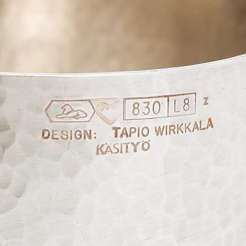 Tapio Wirkkala, two silver mugs, TW 463, Kultakeskus, Hämeenlinna 1988. Model designed in 1972.