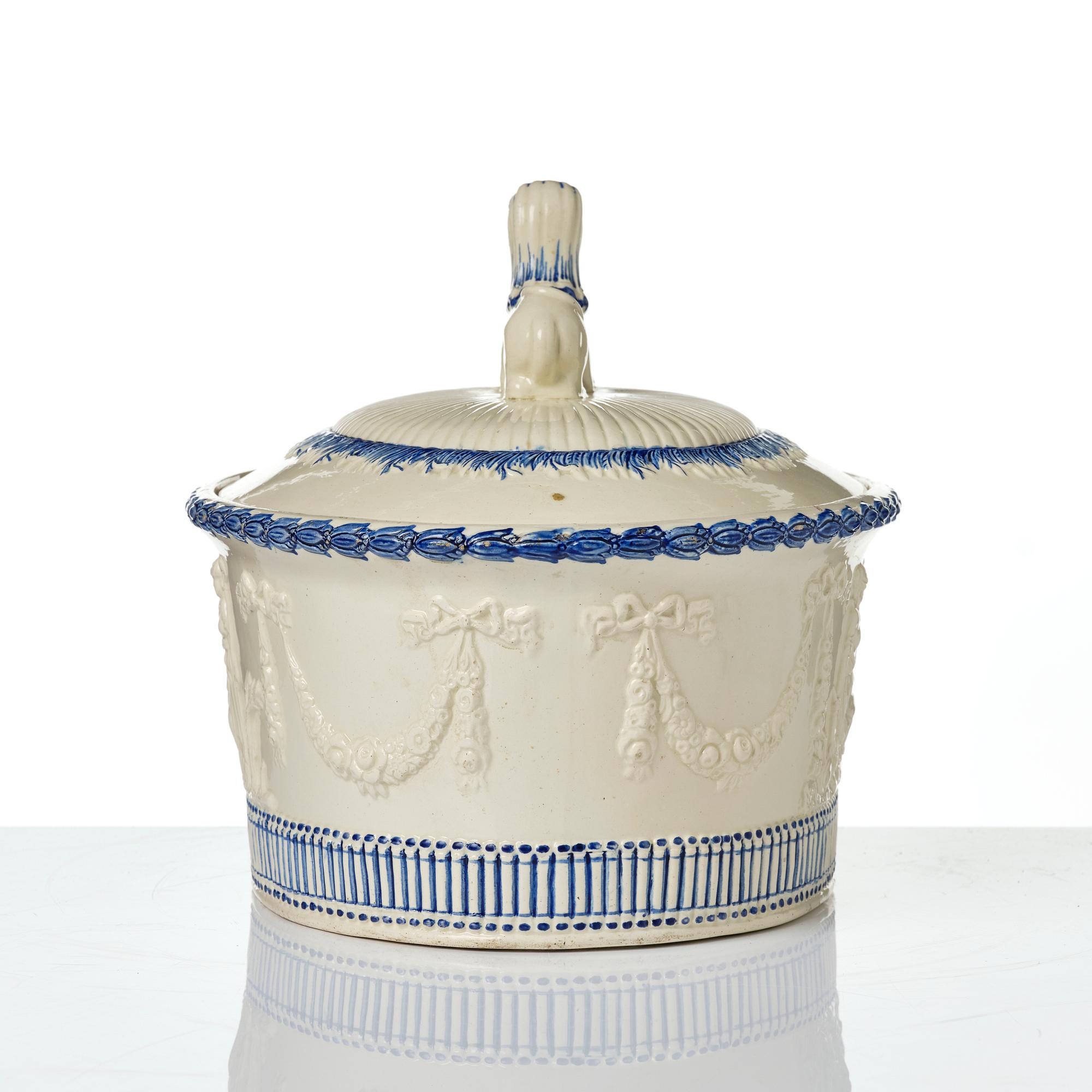 Pastejform, flintgods, Empire, Rörstrand, 1800-talets början.