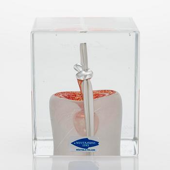 Oiva Toikka, årskub, signerad Oiva Toikka, Nuutajärvi 1985, 612/2000.