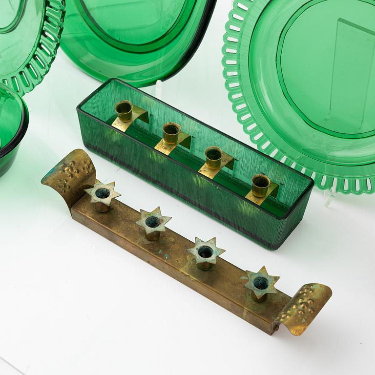 Servisdelar, 77 st, bl.a. Reijmyre, Lindhammar och Josef Frank för Firma Svenskt Tenn.