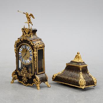 A French Louis XV style bracket clock, 19th centuty.