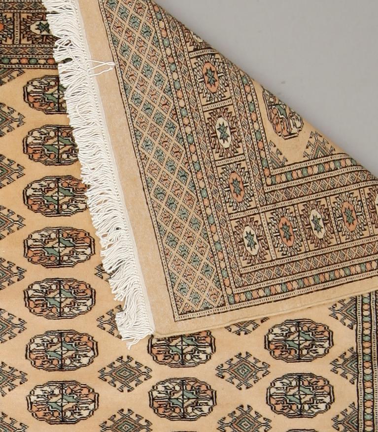 MATTA, orientalisk, ca 182 x 125 cm.