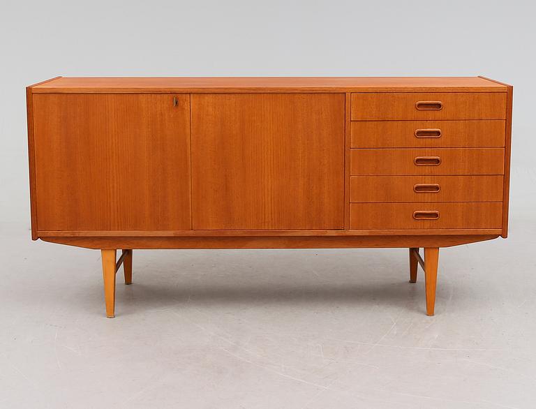 SIDEBOARD, 1900-talets andra hälft.