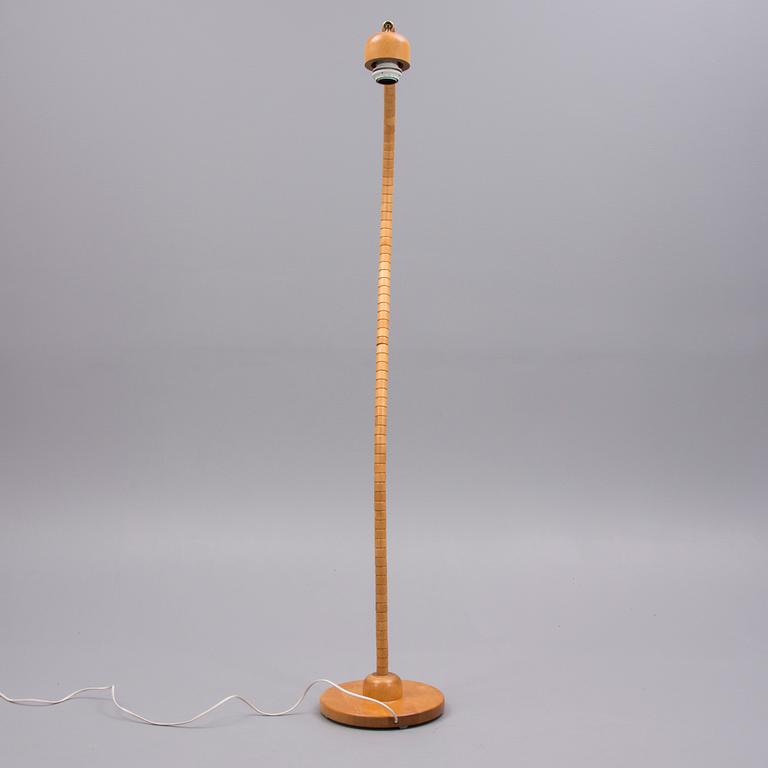 GOLVLAMPA, Markslöjd, 1900-talets senare hälft.