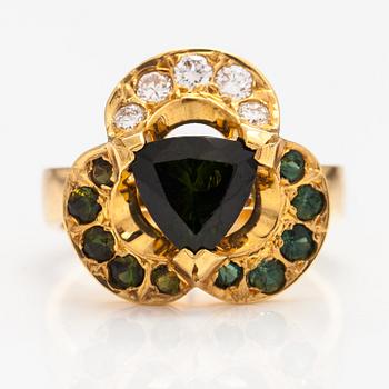 An 18K gold ring "Karin Månsdotter", tourmalines and diamonds ca. 0.26 ct in total. Ofelia Jewelry, Helsinki 1998.