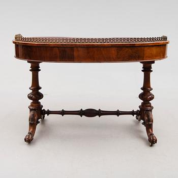 SKRIVBORD, 1800-talets andra hälft.