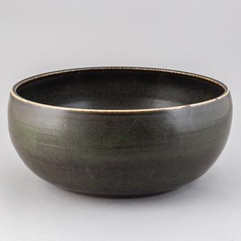 CARL-HARRY STÅLHANE, a large stoneware bowl, Rörstrand 1960.