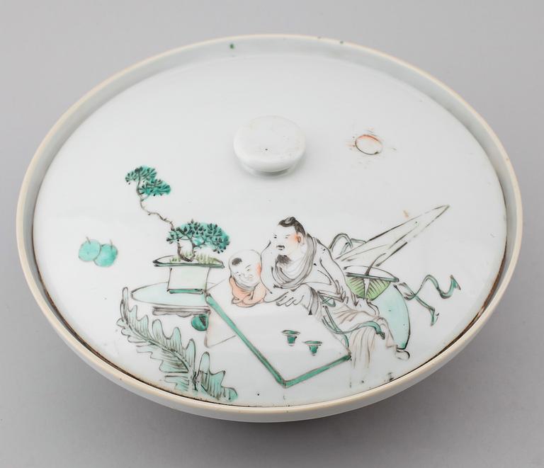 LOCKSKÅL, porslin, Kina, 1900-tal.