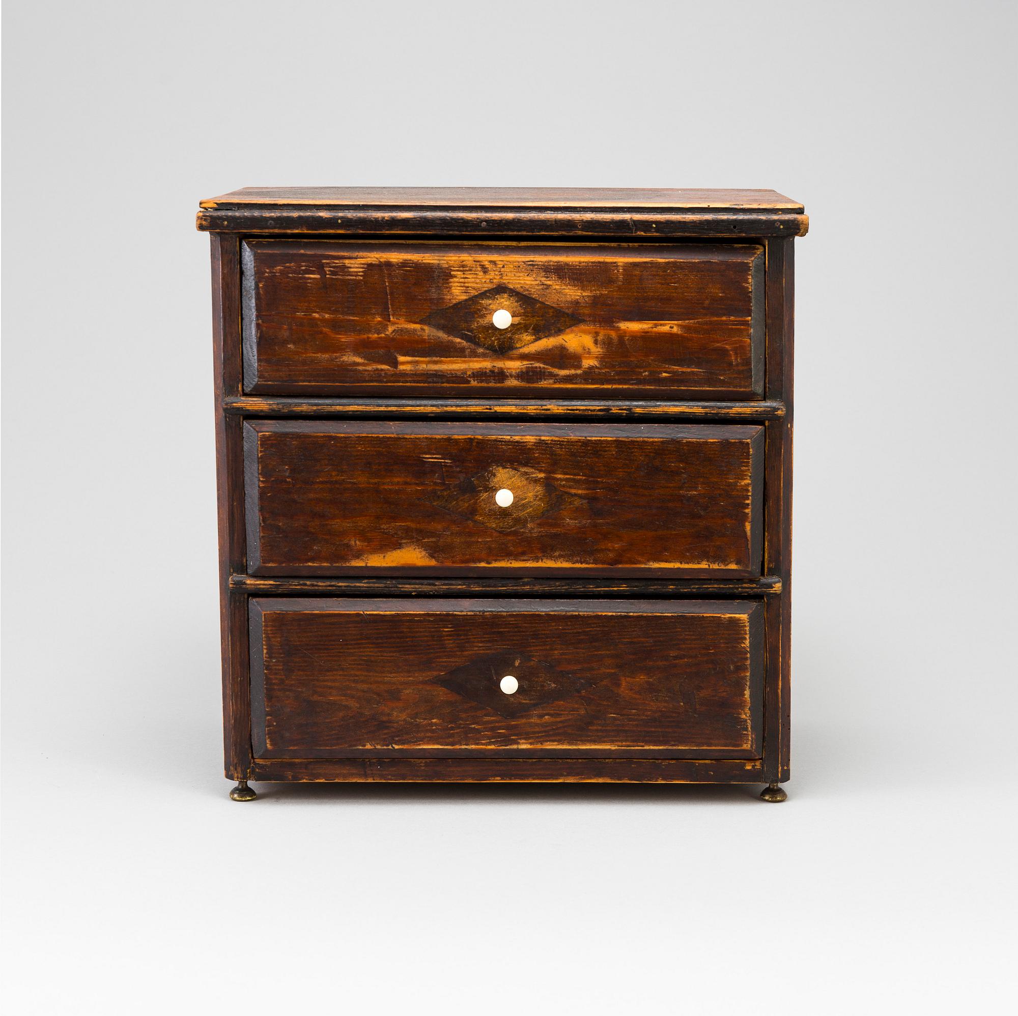 BARNBYRÅ/MINIATYRBYRÅ, omkring 1900.