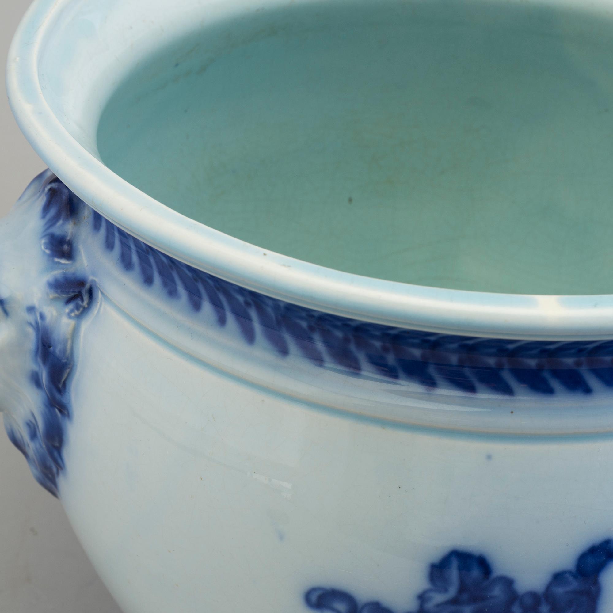 JOSEF EKBERG, a glazed porcelain "Three Crown" coat of arms flower pot, Gustavsberg, Sweden 1911.