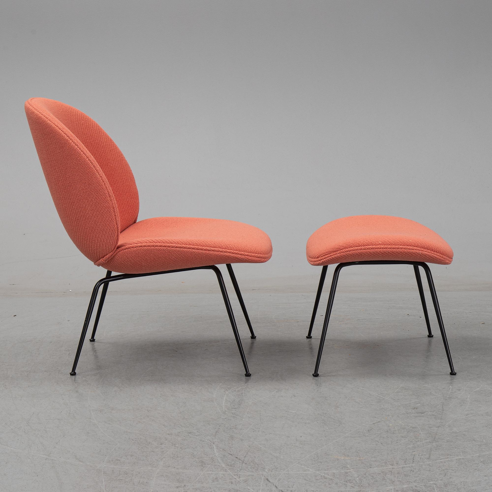 GamFratesi, "Beetle Lounge chair" med fotpall, Gubi, ca 2017.
