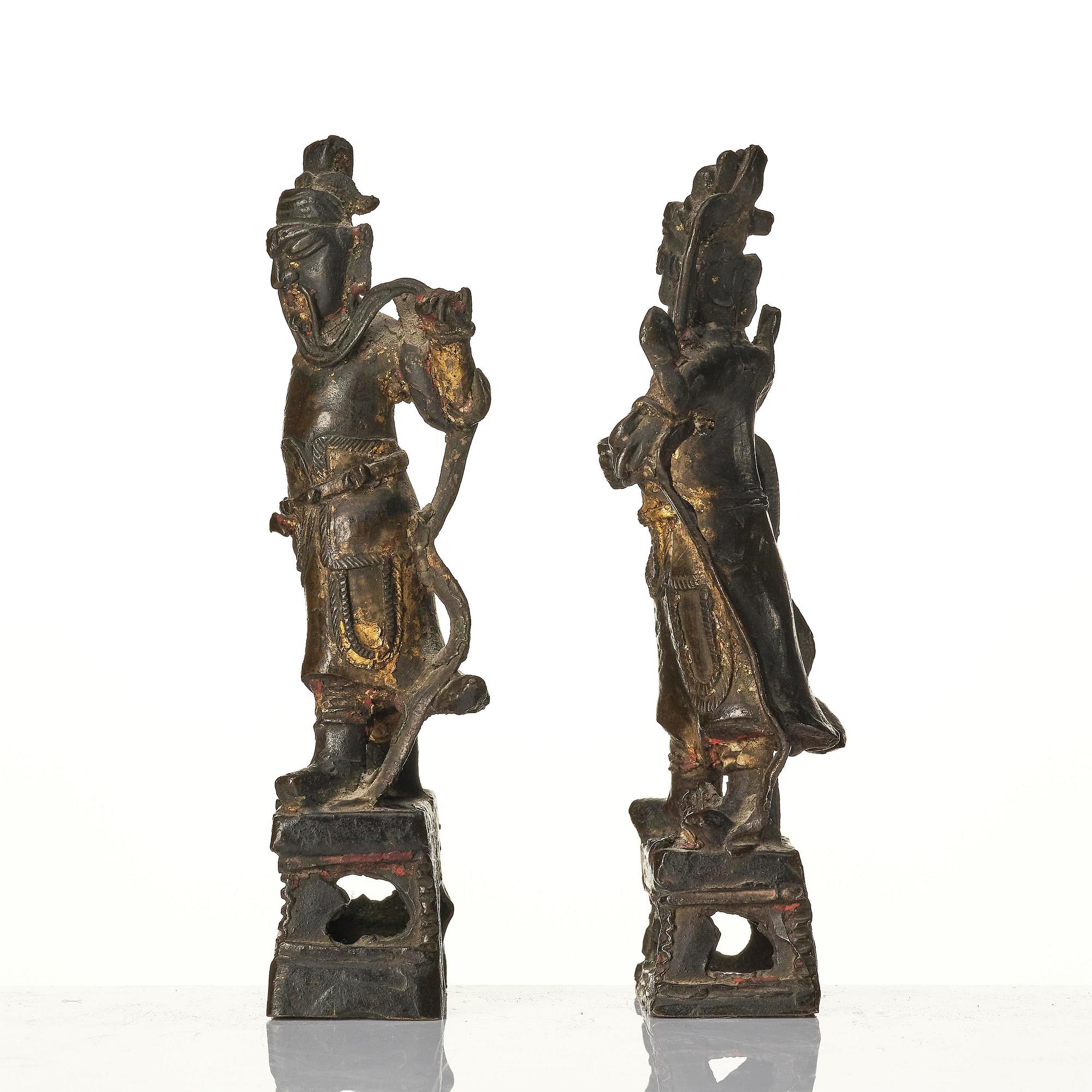 Two gilt bronze figures of guardsmen, Ming dynasty (1368-1644).