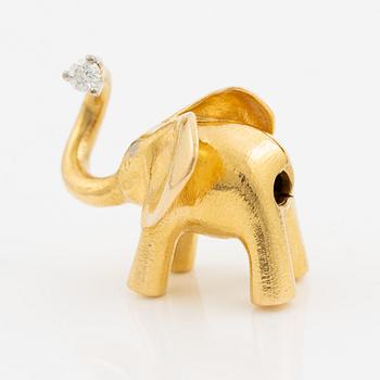 Ole Lynggaard hänge 18K guld i form av elefant  med en rund briljantslipad diamant.
