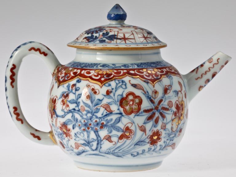 TEKANNA porslin, Kina, 1700-tal.