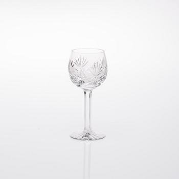 GLASSERVIS, 68 + 1 delar, slipad kristall, "Yrjö", Matti Niemi, Riihimäen Lasi.