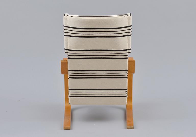 Alvar Aalto, AN ARMCHAIR NO 36/401.