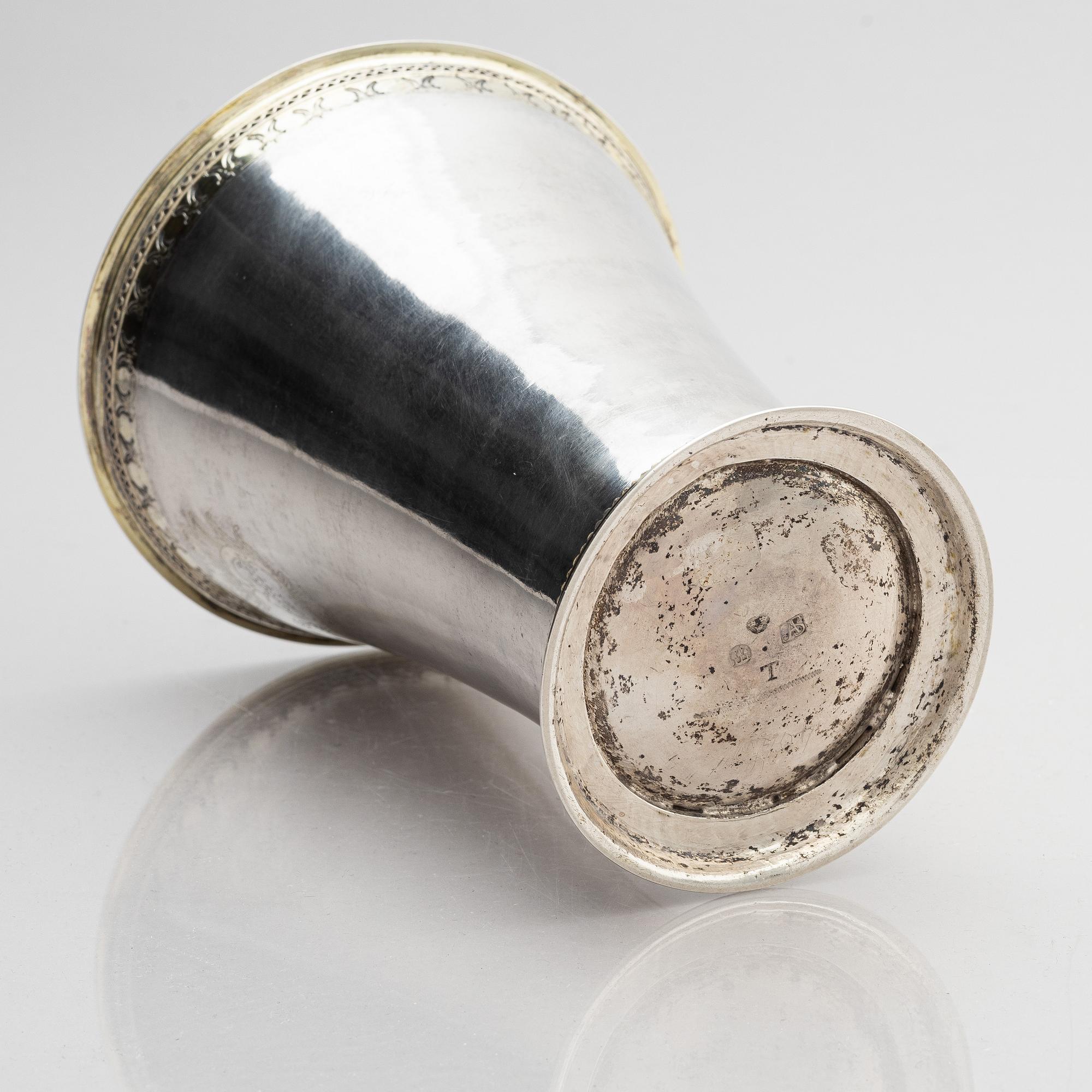 Anders Schotte, bägare, delvis förgyllt silver, Uddevalla 1777. Gustaviansk.