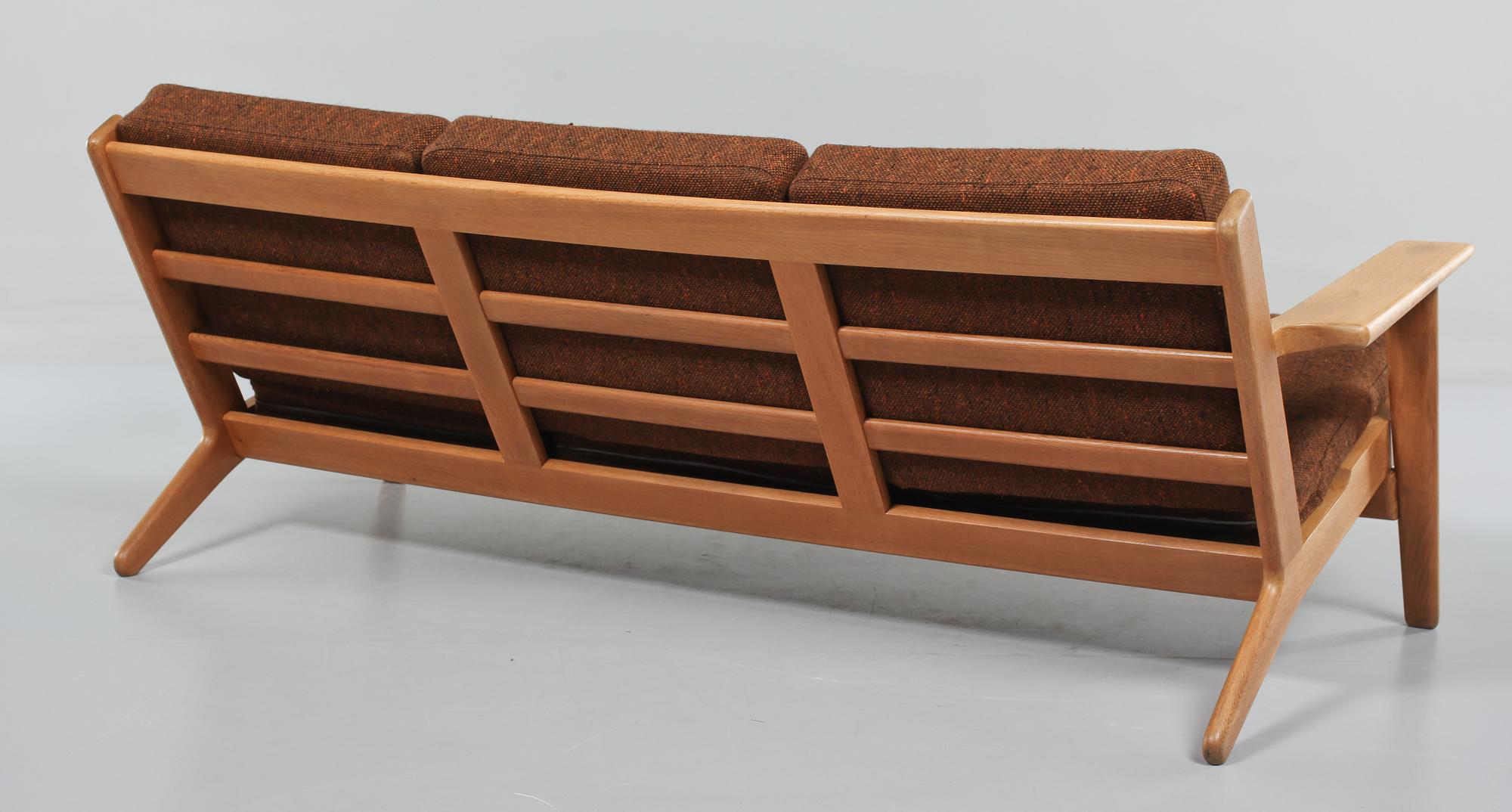 SOFFA, "GE-290", Hans J. Wegner, Getama, 1900-talets andra hälft.