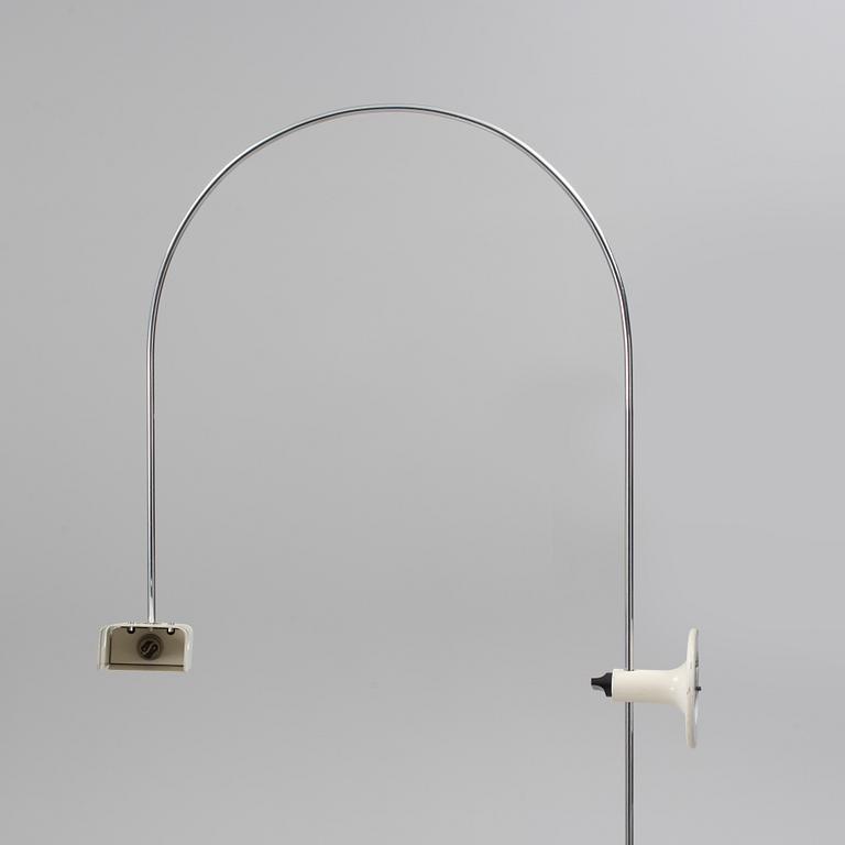 A Joe Colombo "Spider", wall lamp, Oluce, designed in 1968.