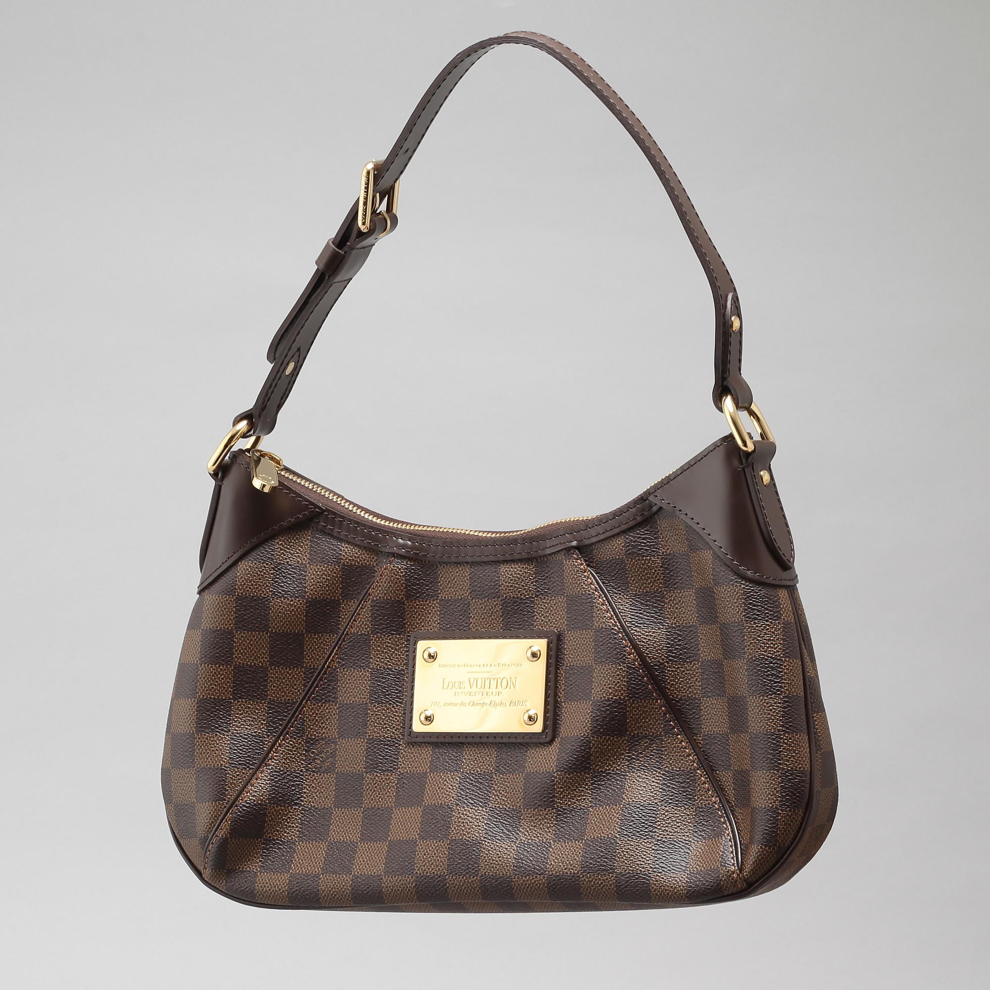 A bag from Louis Vuitton, model "Thames".