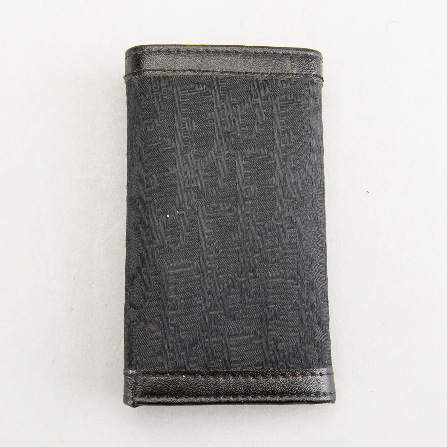 Dior plånbok och nyckehållare.