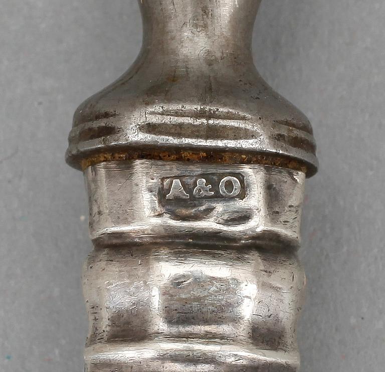 PARTI SILVERBESTICK, 22 delar, oidentifierad mästare, Sheffield, mestadels 1833.