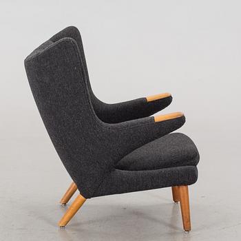 HANS J WEGNER,