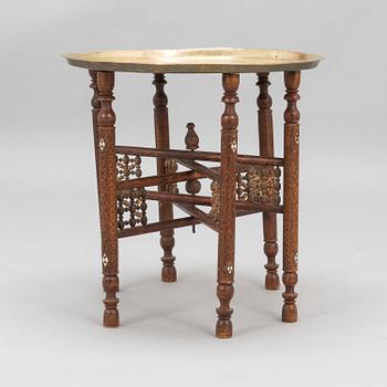 An oriental tray table from 20th century.