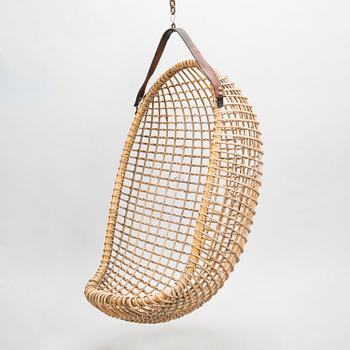 Giovanni Travasa, hanging chair 'Eureka' for Vittorio Bonacina. 1960's.
