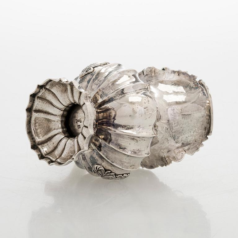 Gräddsnäcka, silver, Moskva 1844. Oidentifierad mästarstämpel.